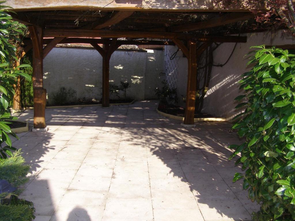 Logis Auberge A La Tete De Lard La Ferté-Imbault Exteriör bild